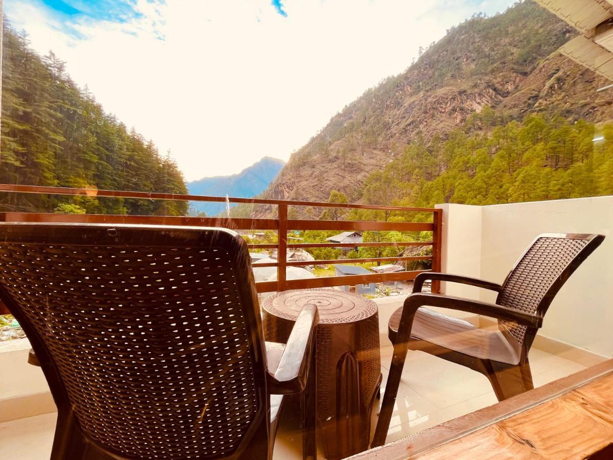 Hotel Winterline, Kasol Kültér fotó